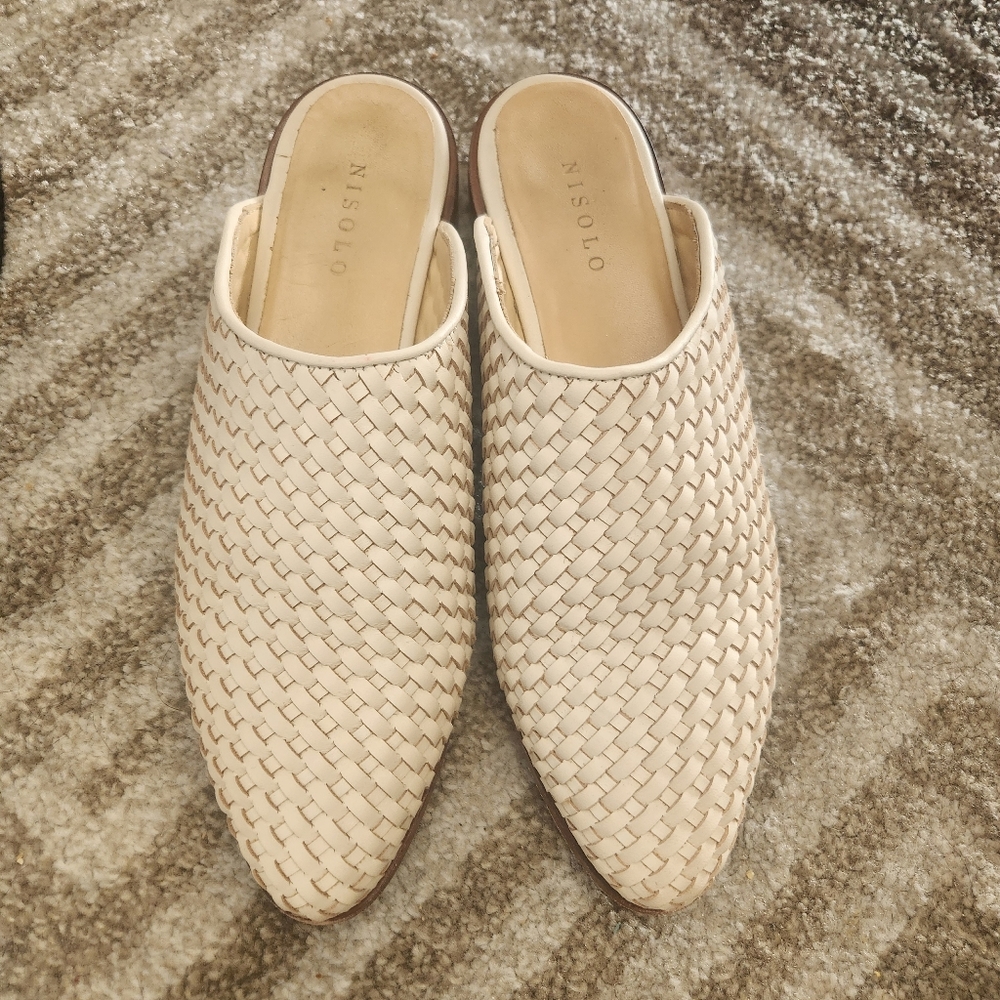 NISOLO Ama Woven Mule. Women’s Sz 7.5. Color Almond